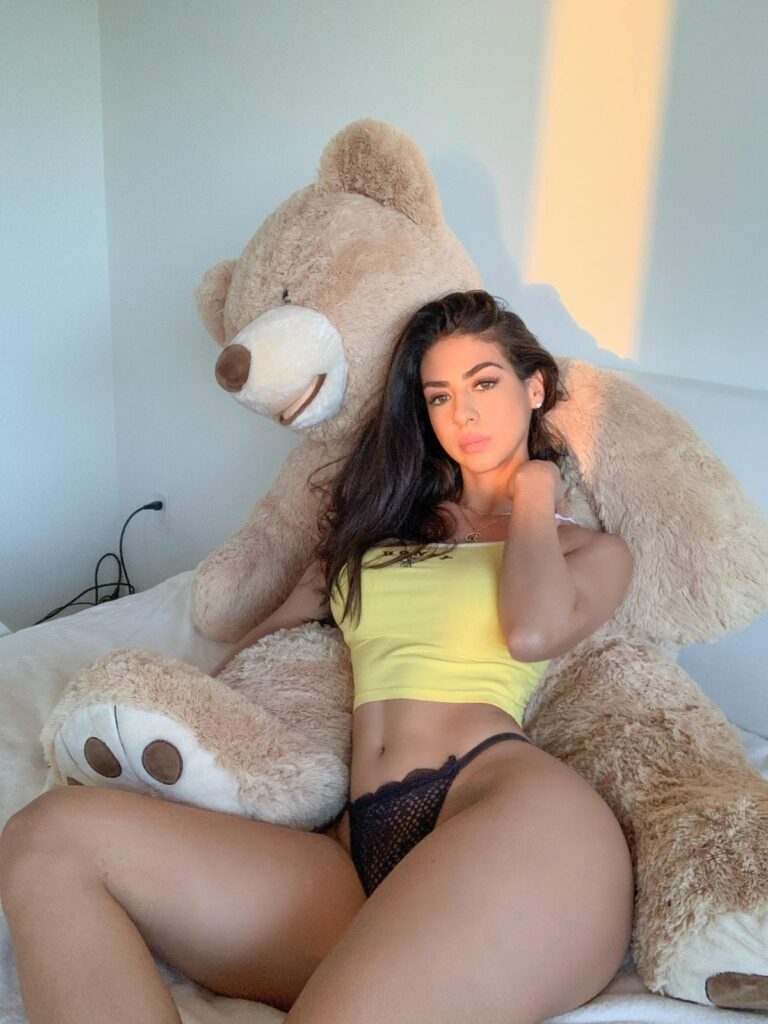 Lety Villalvazo Letyvillalvazo Behave Agency Influencer Lety Villalvazo Letyvillalvazo Behave Agency Influencer